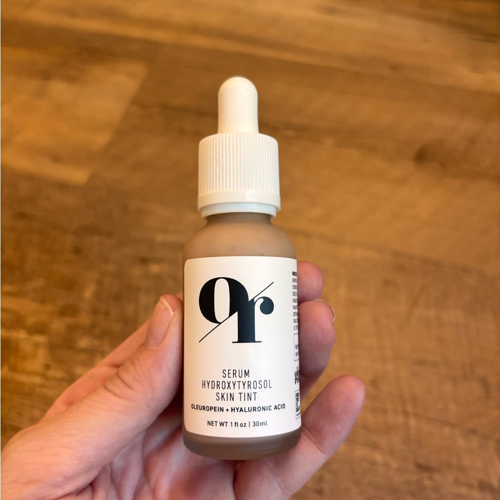 *NEVER OPENED* Olive Tree People Hydroxytrosol Skin Tint Serum – Natural Beige